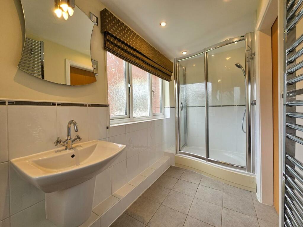Bedroom 1 En-Suite