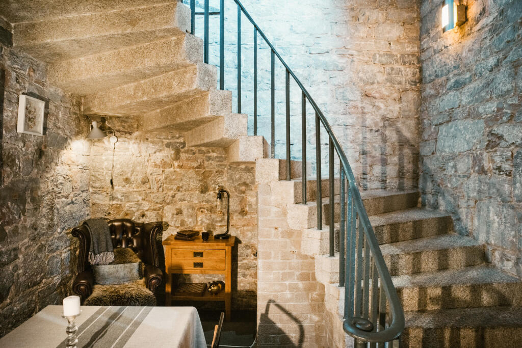 240392 - B0008534.jpg