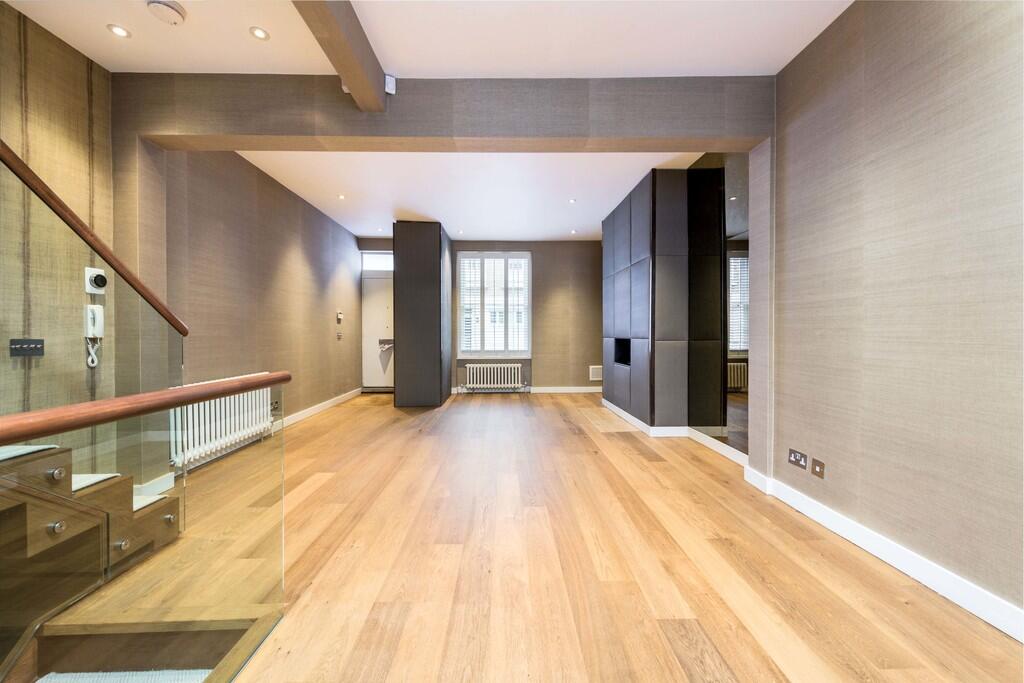 42 Bramerton St R...