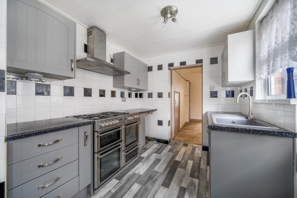 1388573-5-6937f9d041a4c-ARW