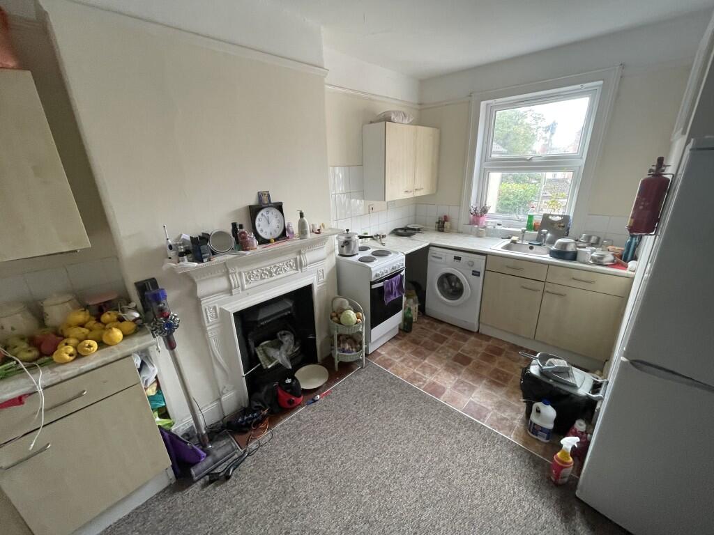 10  Medium  T202511041108.jpg