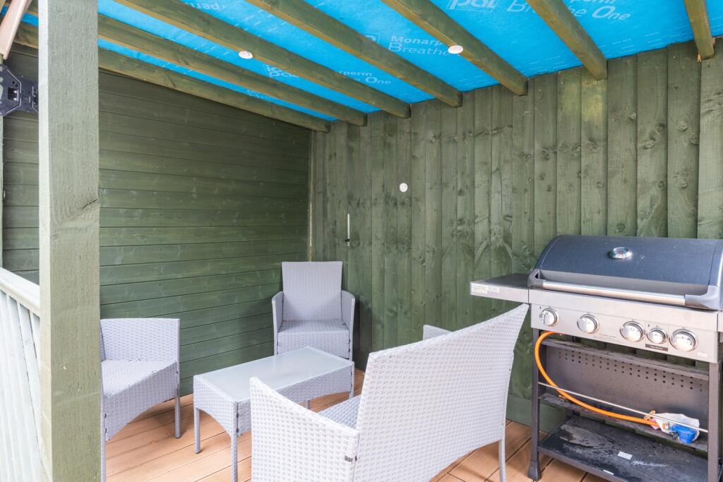 Lodden Close-17