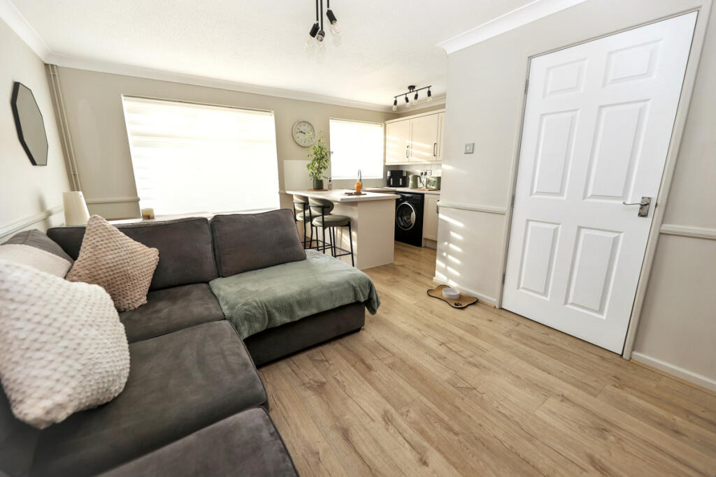 Lambourne Close, Clacton-on-sea, CO15 4