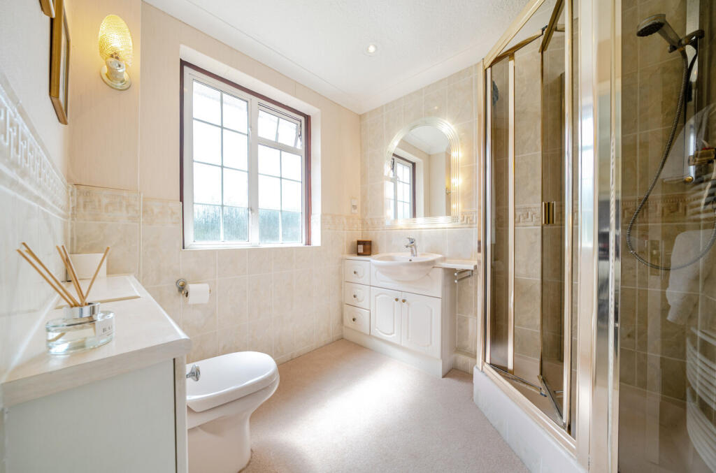 1315939-15-685ad1...