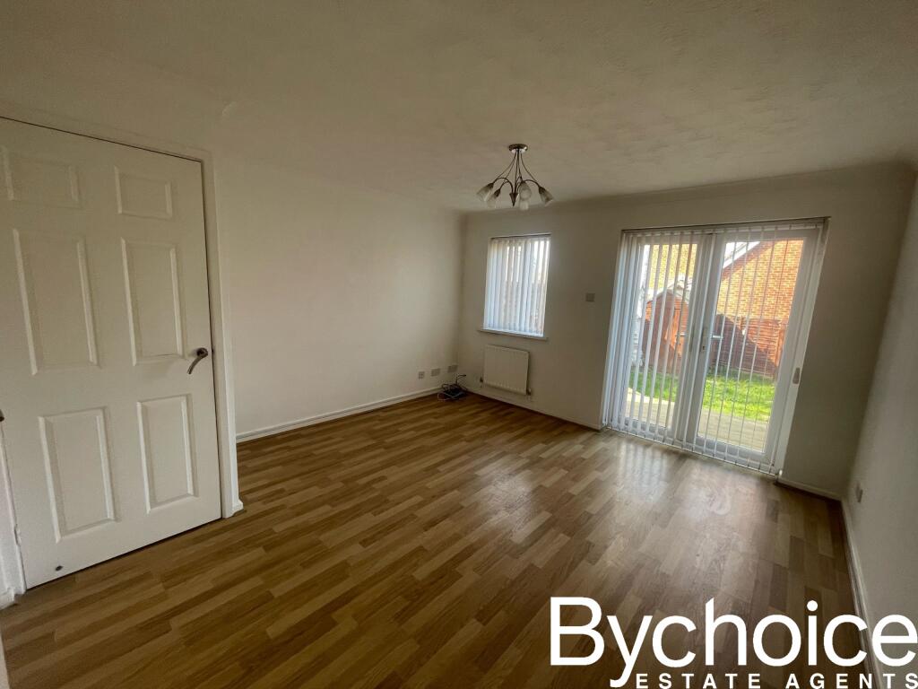 43 atterton living room.jpeg