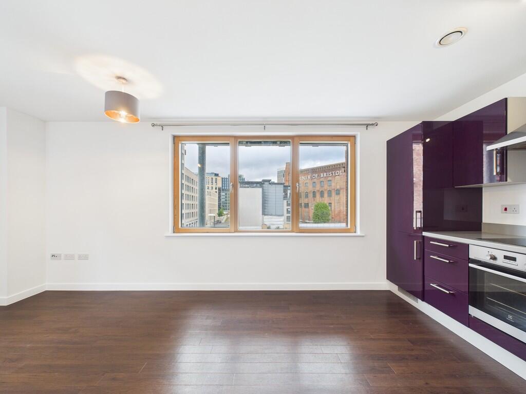 Lounge / Kitchen