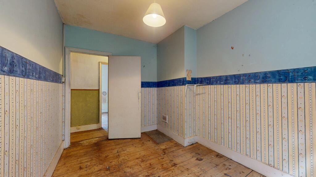 134 Peabody Cottages, Rosendale Road, Herne Hill, London, SE24 9DR