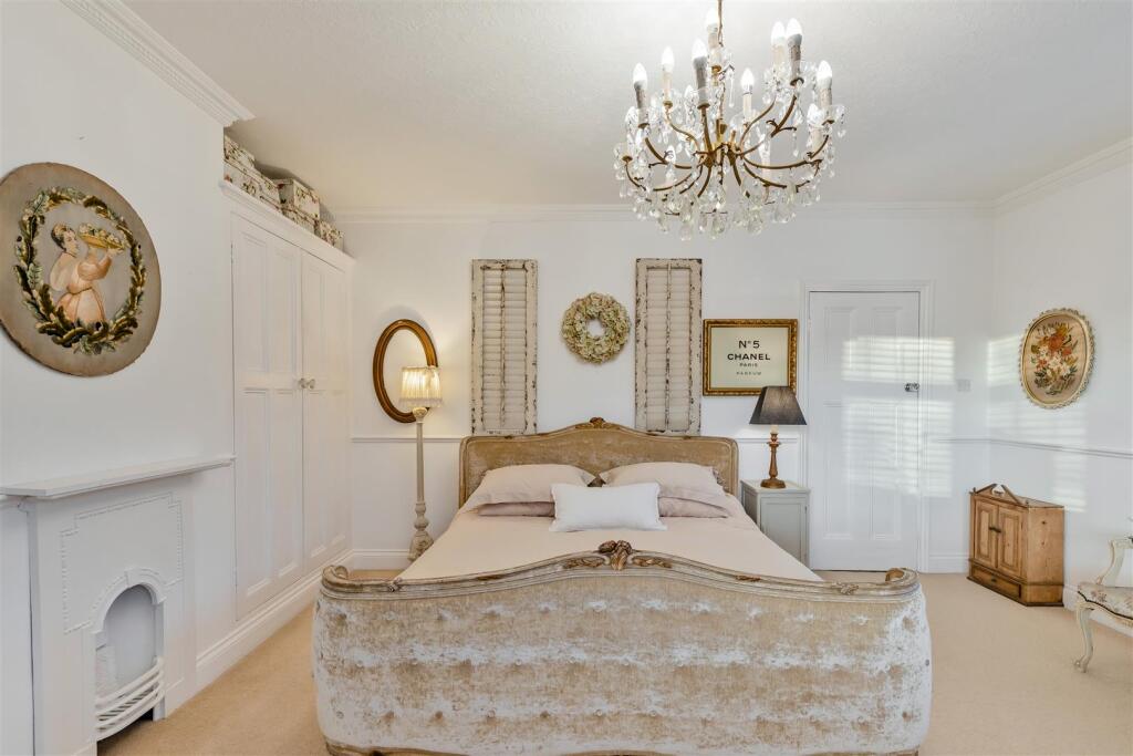 8670694-interior20.jpg
