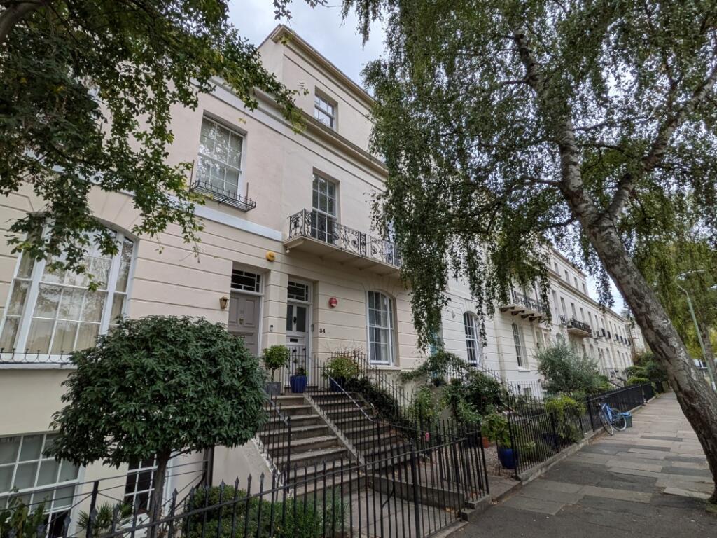 Clarence Square, Cheltenham