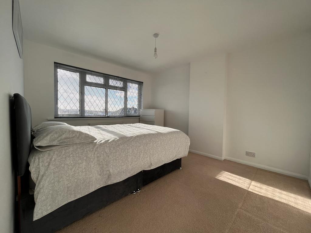 WhatsApp Image 2022-10-31 at 14.05.2897979.jpg