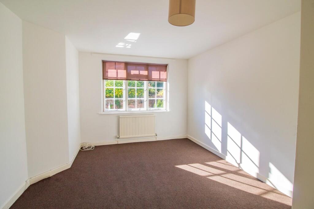 134b Southgate Street [Bedroom Two].jpg