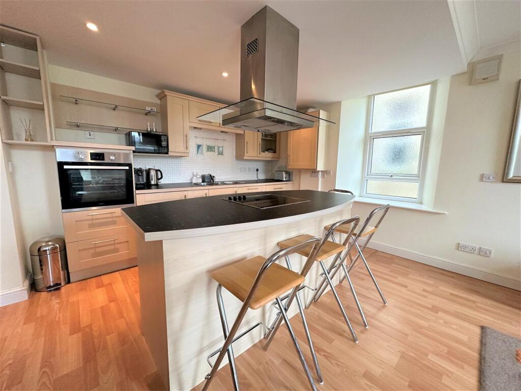Kitchen area