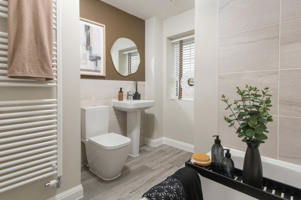 DWH EM Pastures Place Holden Family Bathroom