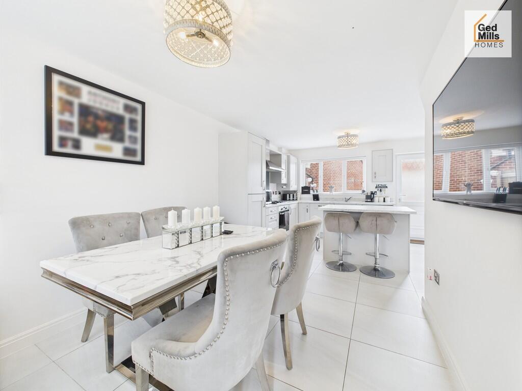 CAM04261G0-PR0075...