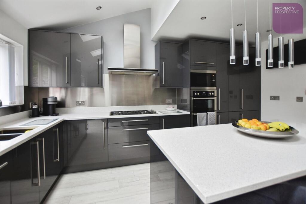 Lounge Dining Kitchen