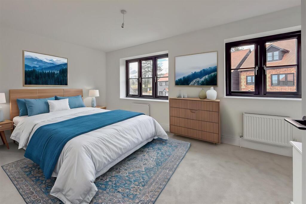 5RoseGardens-28 - Bedroom - Standard - 3.jpg