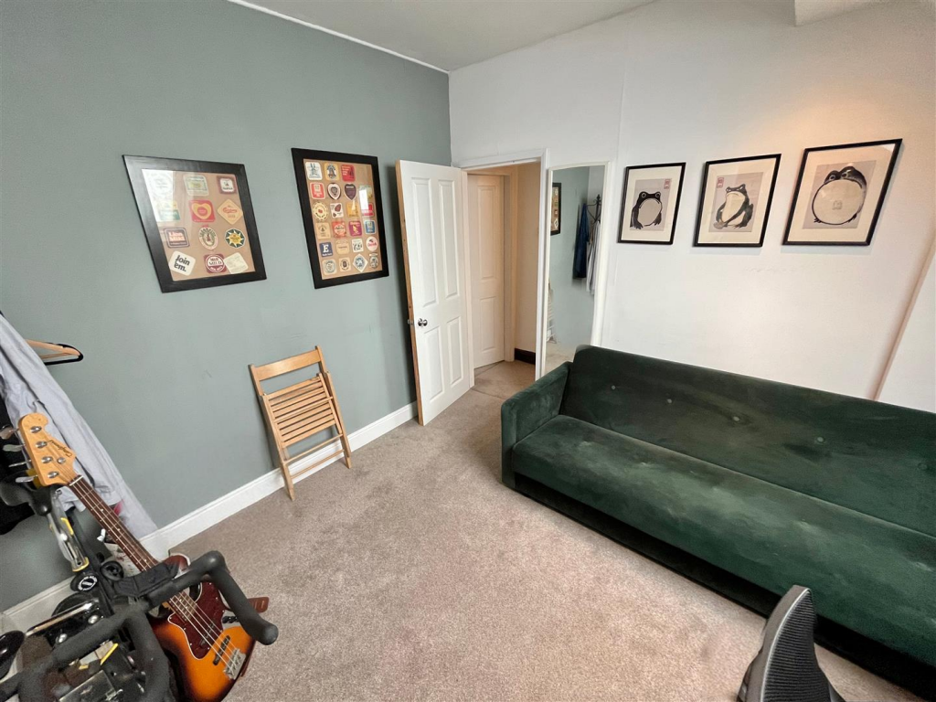 Bedroom 2 Aspect 3
