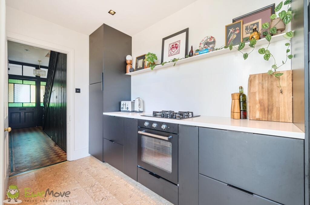 2063fbe2-209d-46c9-bf9e-45fa98edbcd9