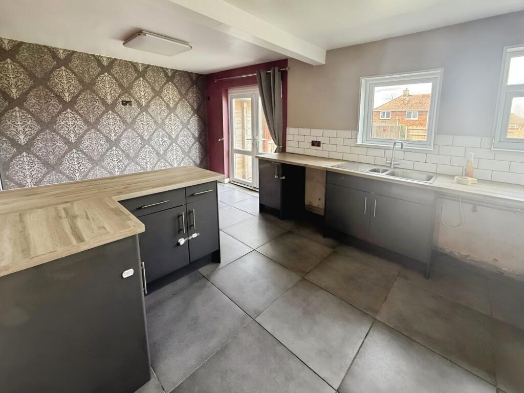 Kitchen/Dining Area
