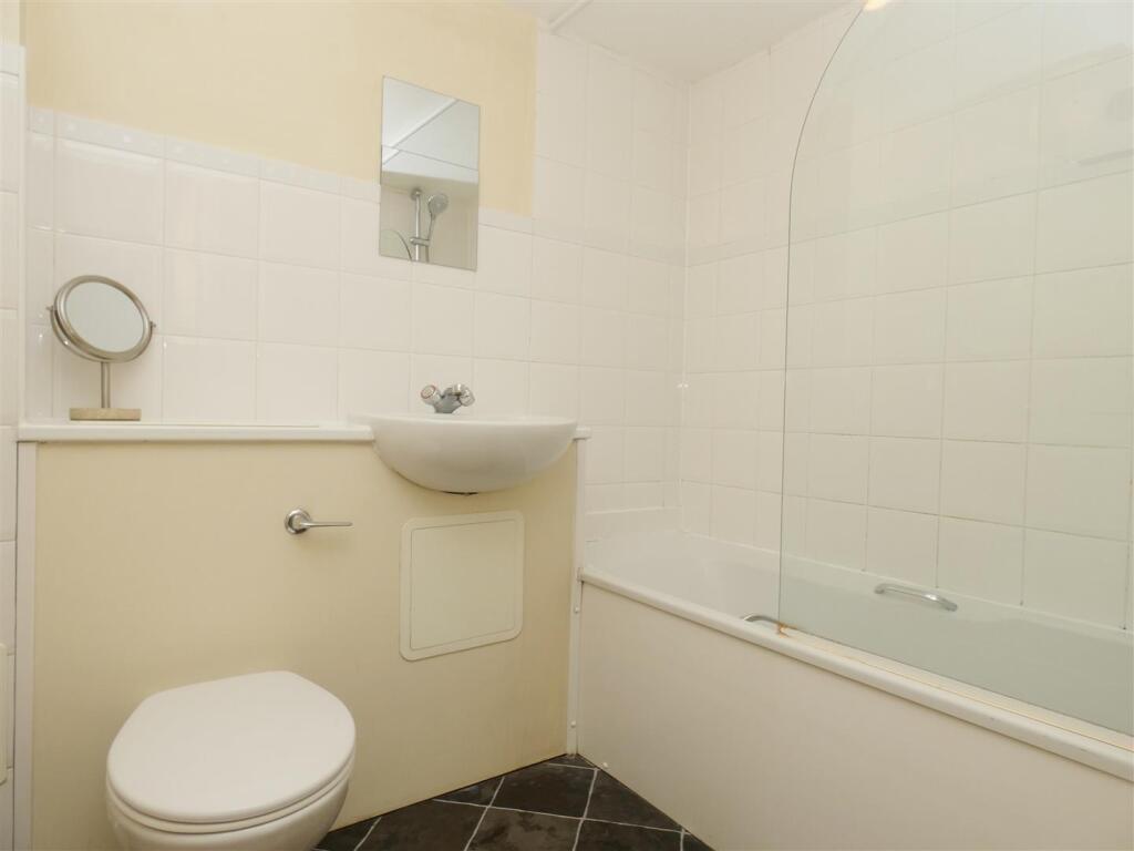 Picture 7