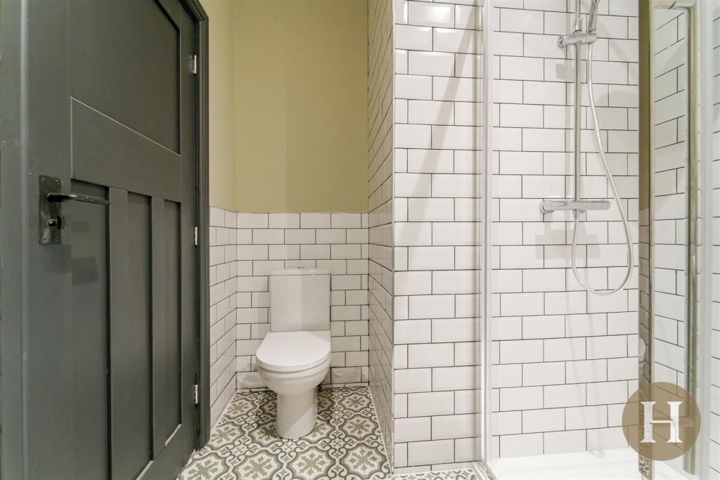 Hadleigh Estate Agents-6.jpg