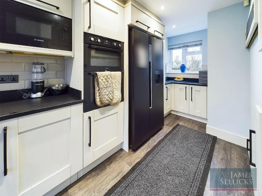 Through Lounge/Dining Room