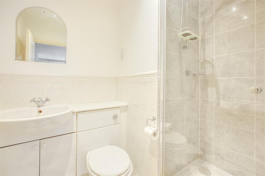 8 Midsummer Court, Penn Road, HP15 7LD-2.jpg