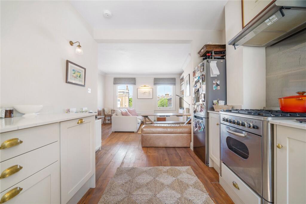 Kitchen/Reception