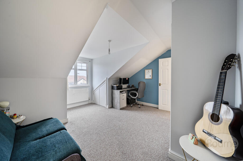 30065aea-f9f0-43b...