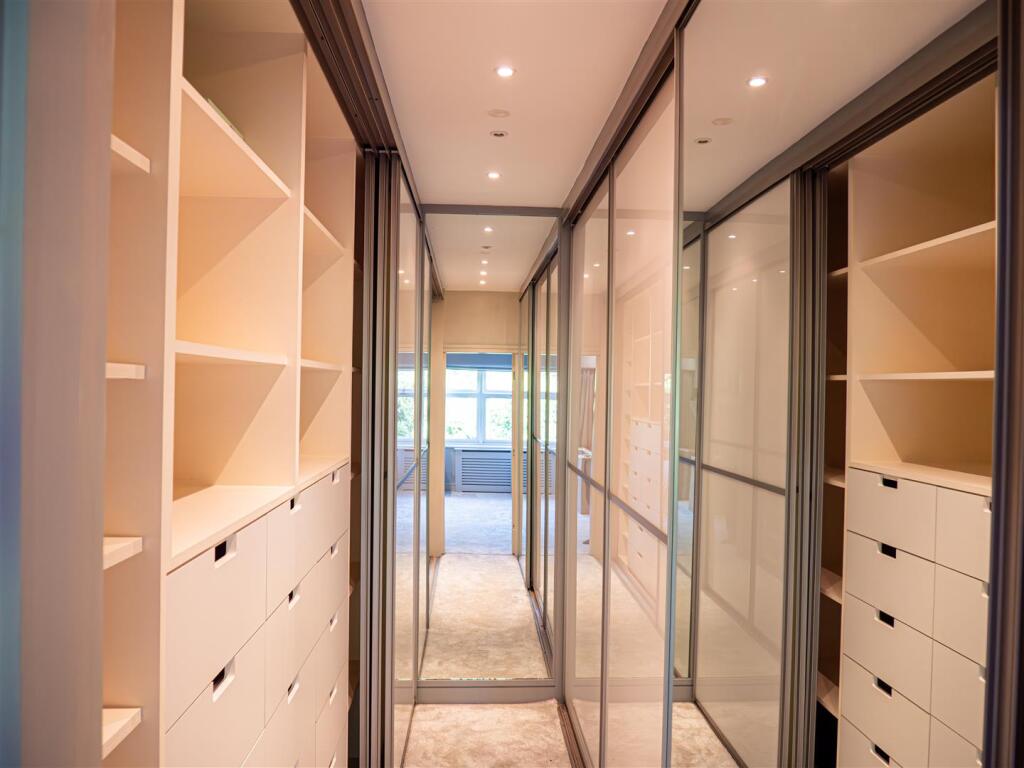 Primary - walk-in wardrobe