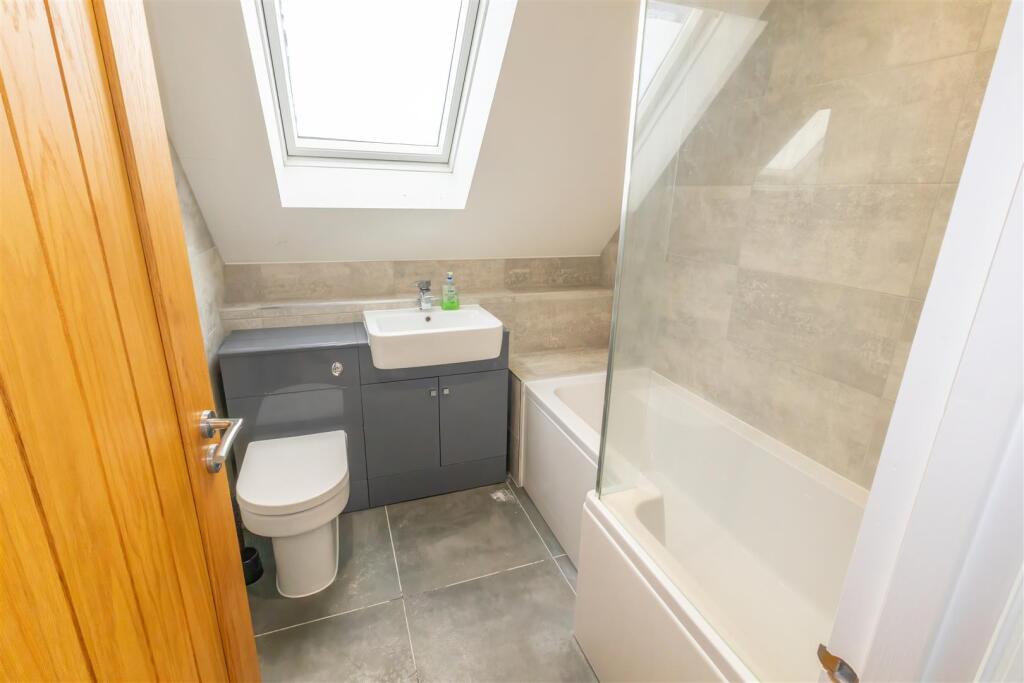 Swanwick Lane-18 - t.jpeg