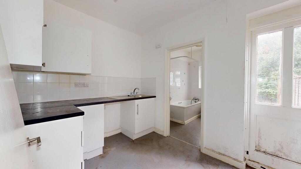 65 Henchman Street, Acton, London, W12 0BW