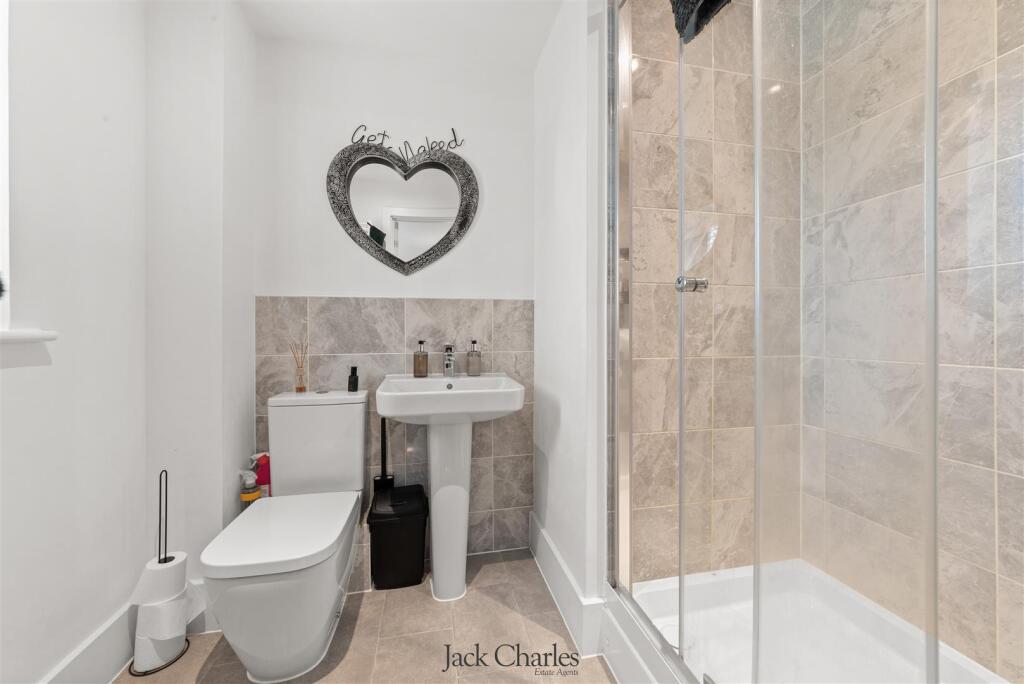 19 Tully Drive 19.jpg