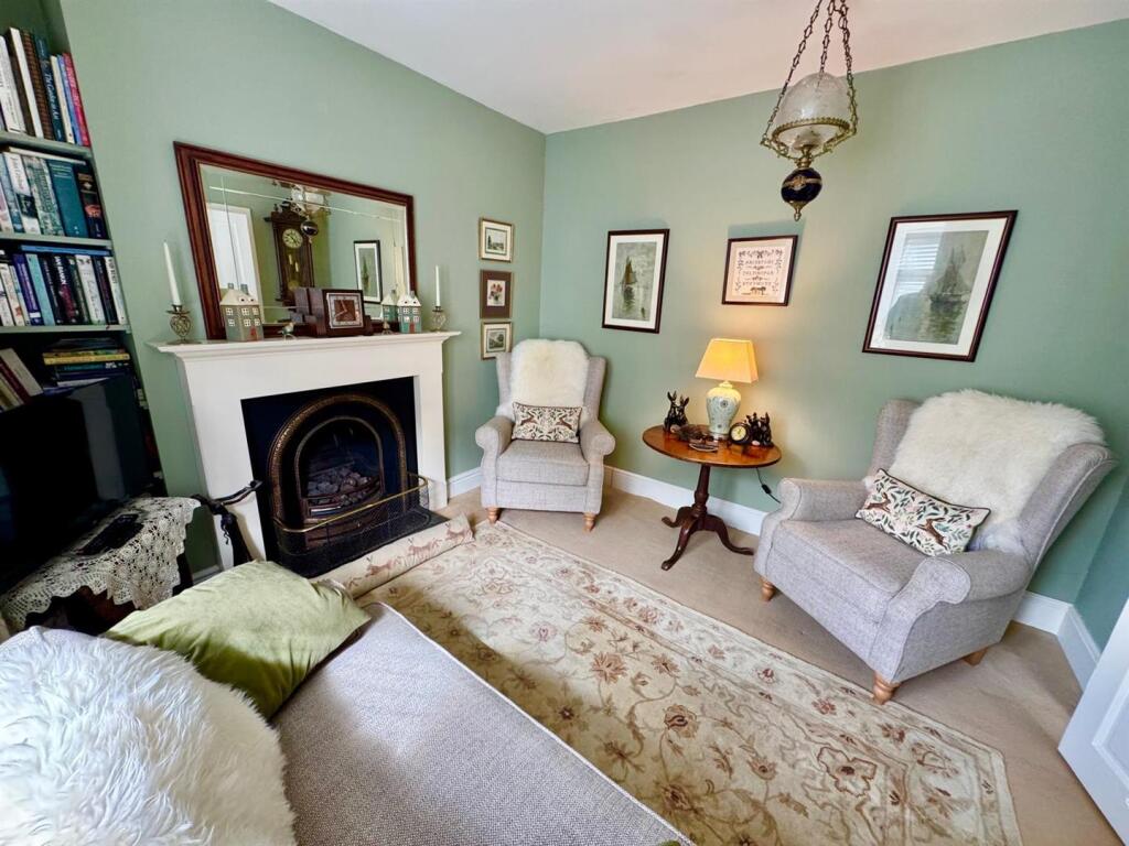 PHOTO-2025-09-08-20-23-53 (12).jpg