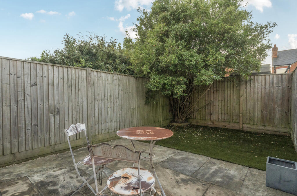 1356816-4-68d1dbe...