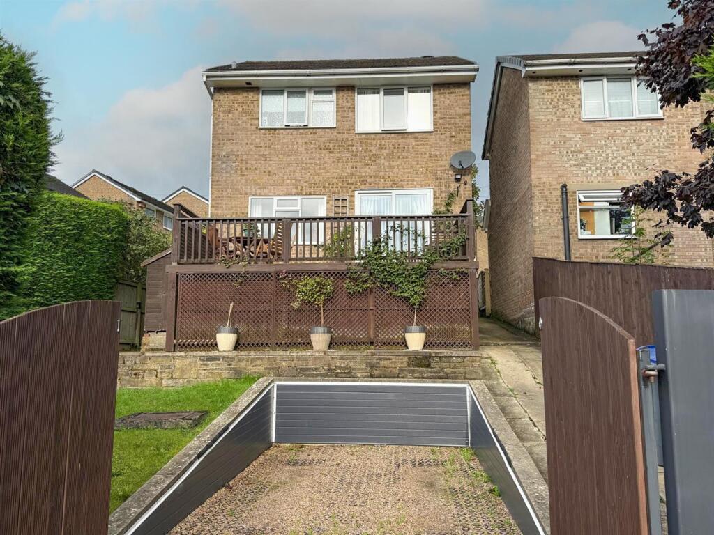 3 Bed Detached, Silsden