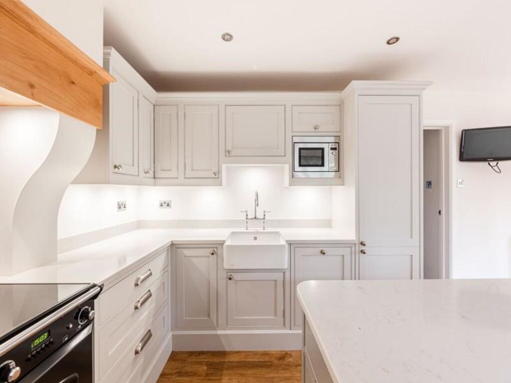 PineHouseCapelStM...