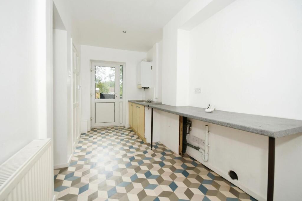 UTILITY ROOM.jpg