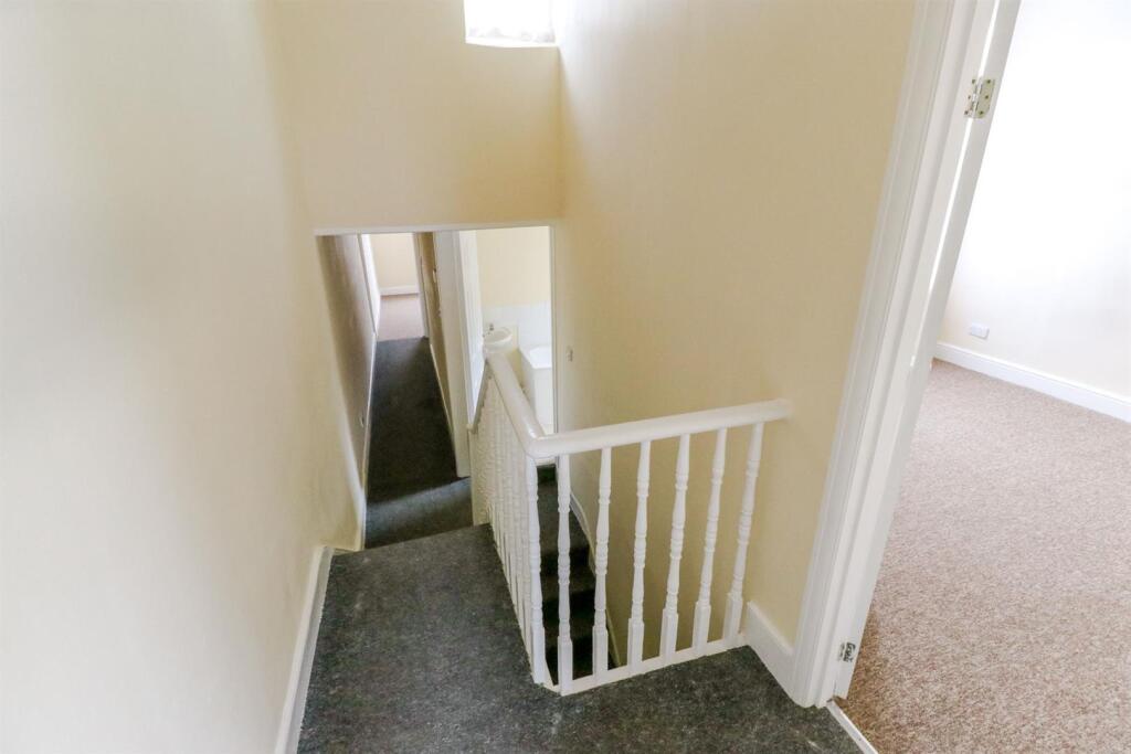 48 Fairfield Road-6.jpg