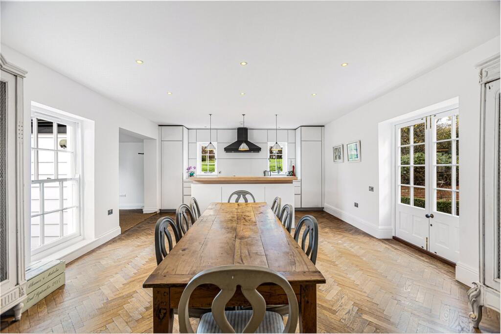 Kitchen/Dining Room