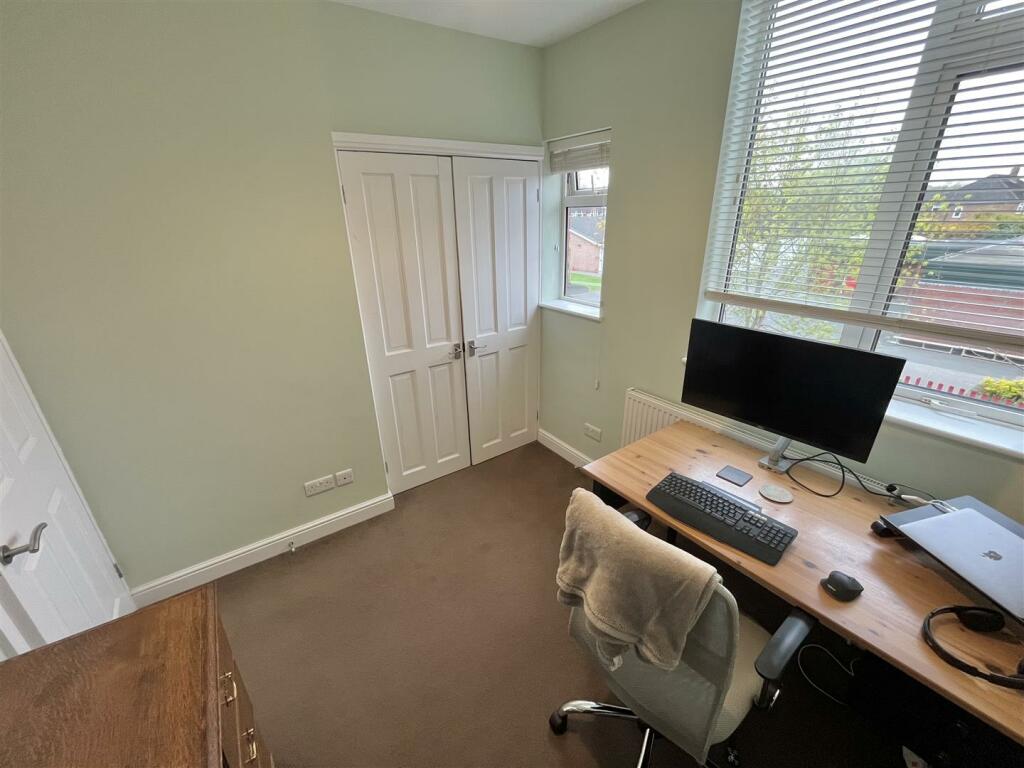 Bedroom 2 Aspect 2.jpg