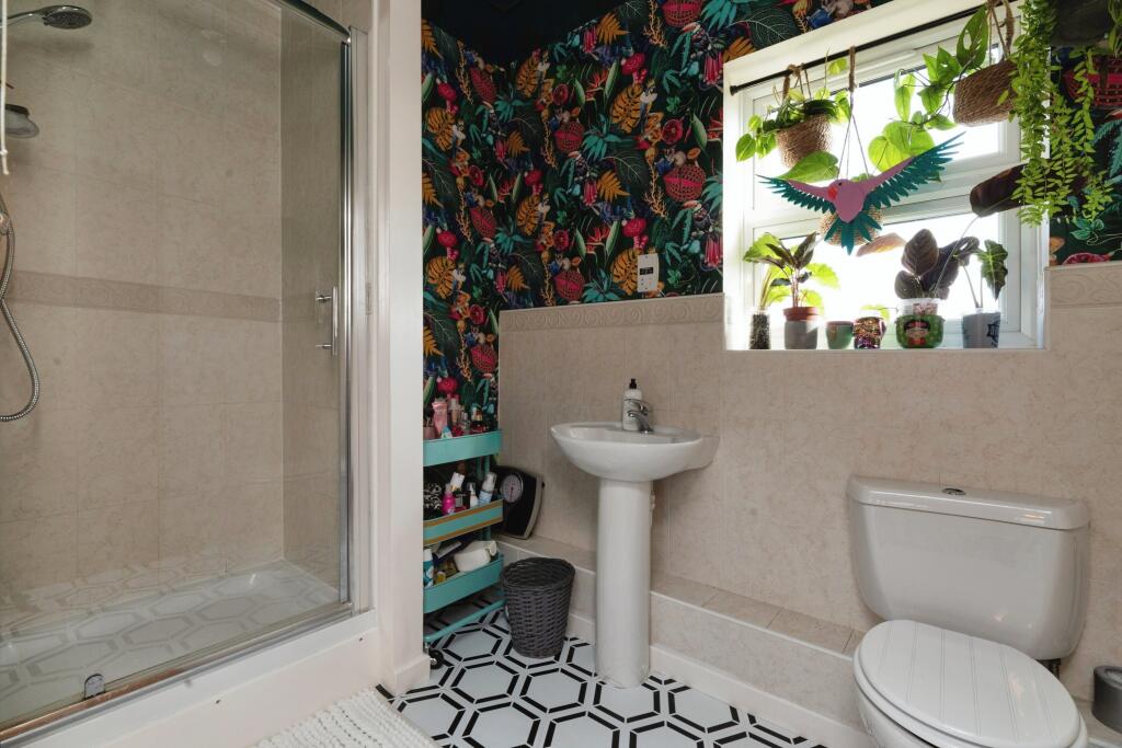 En-suite Shower Room