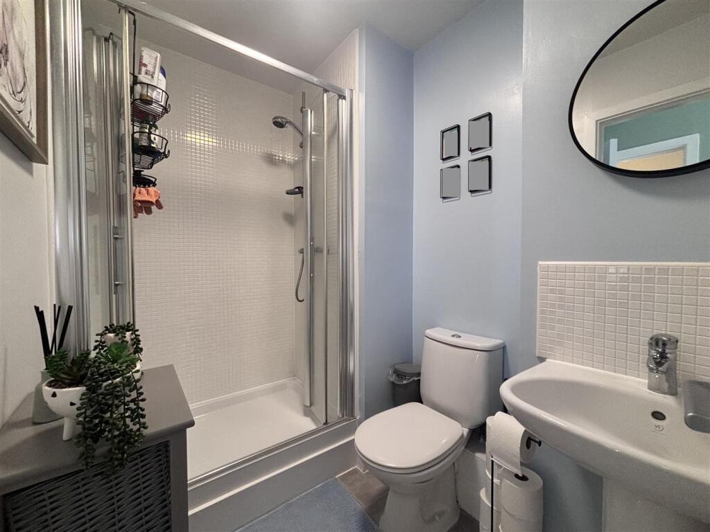 Jaratt ensuite TU.jpg