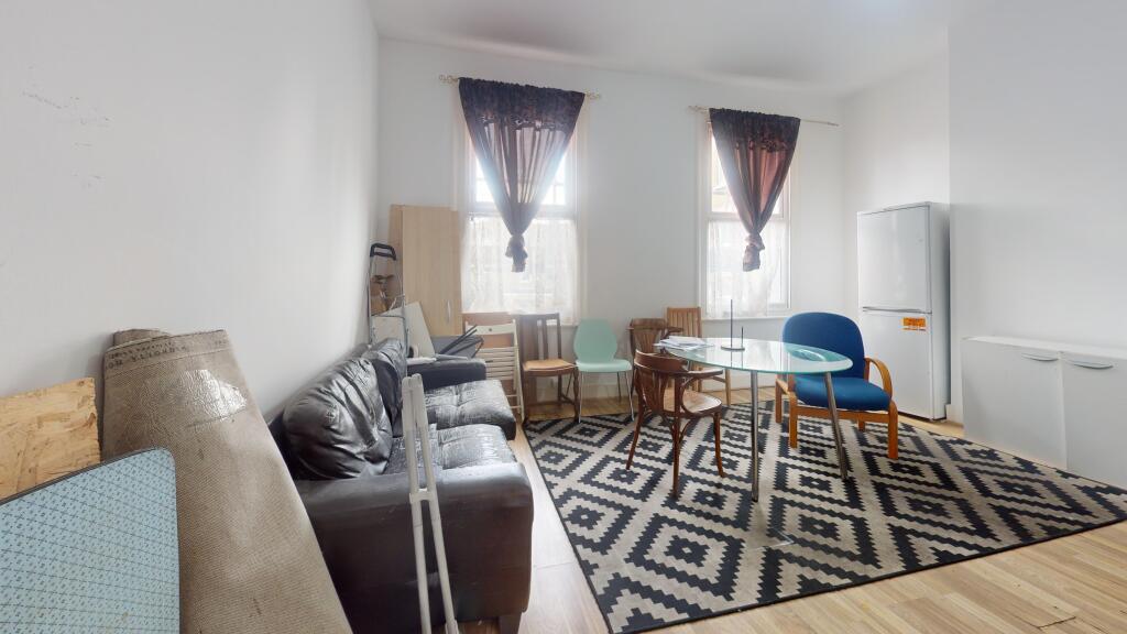 8 Brampton Park Road, Hornsey, London, N22 6BG