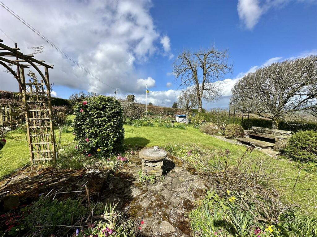 GARDENS
