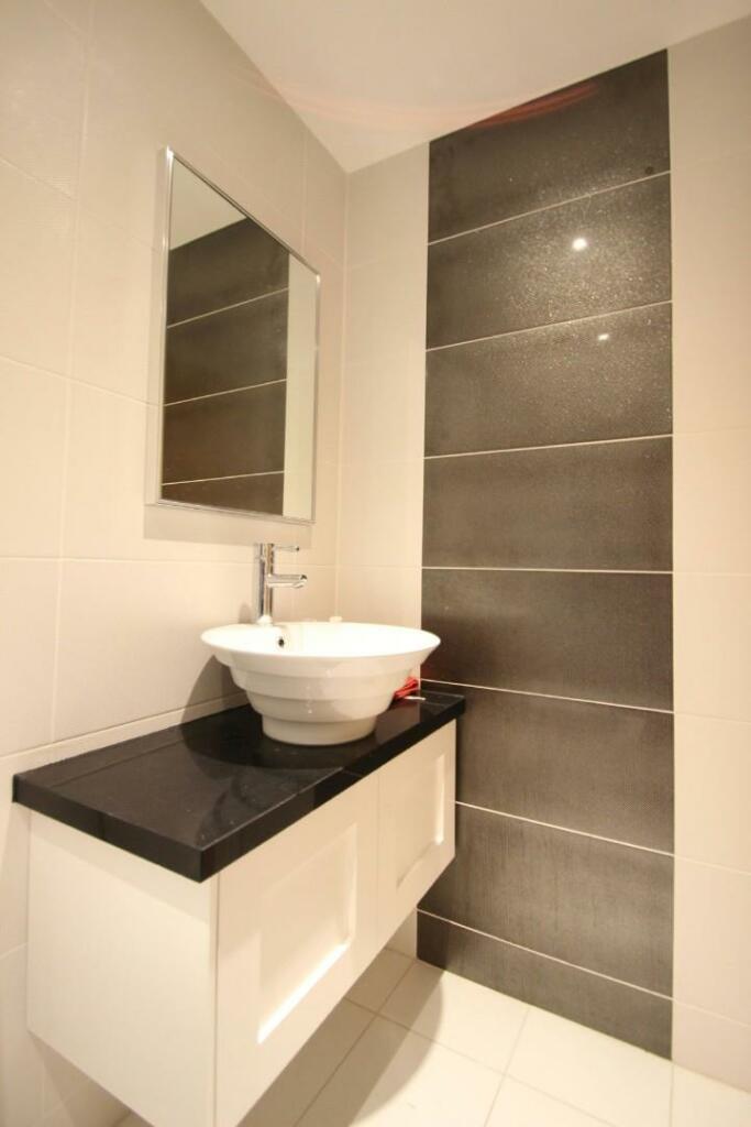 Shower Room Aspect 2
