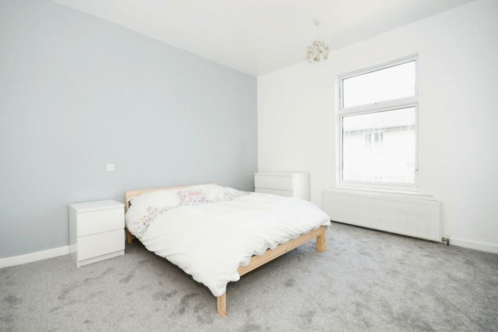 BEDROOM NO.1
