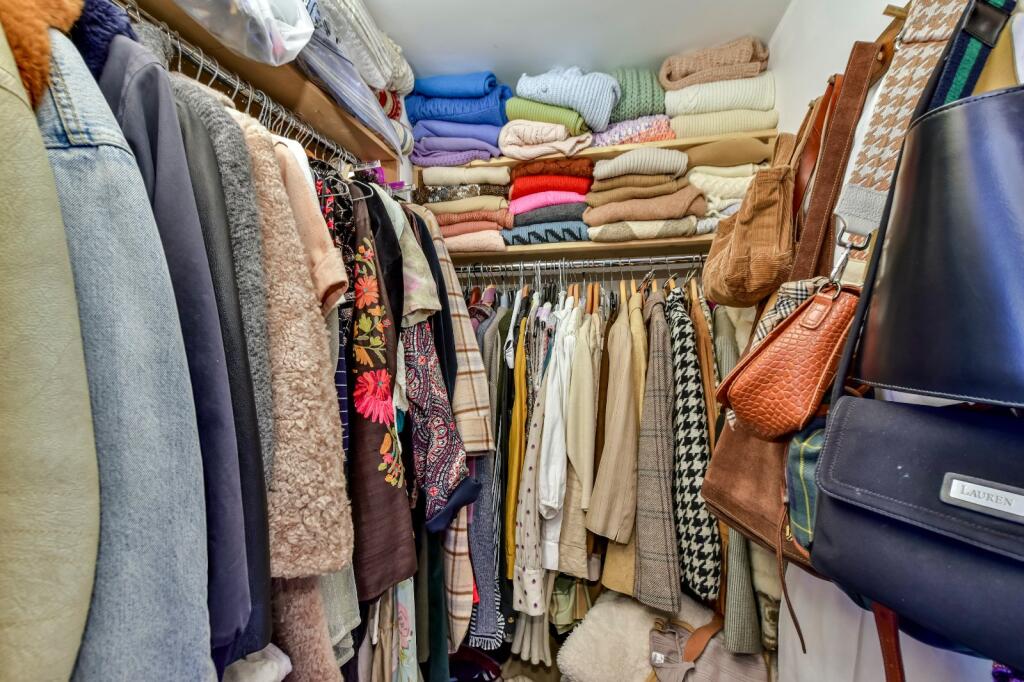 Walk In Wardrobe