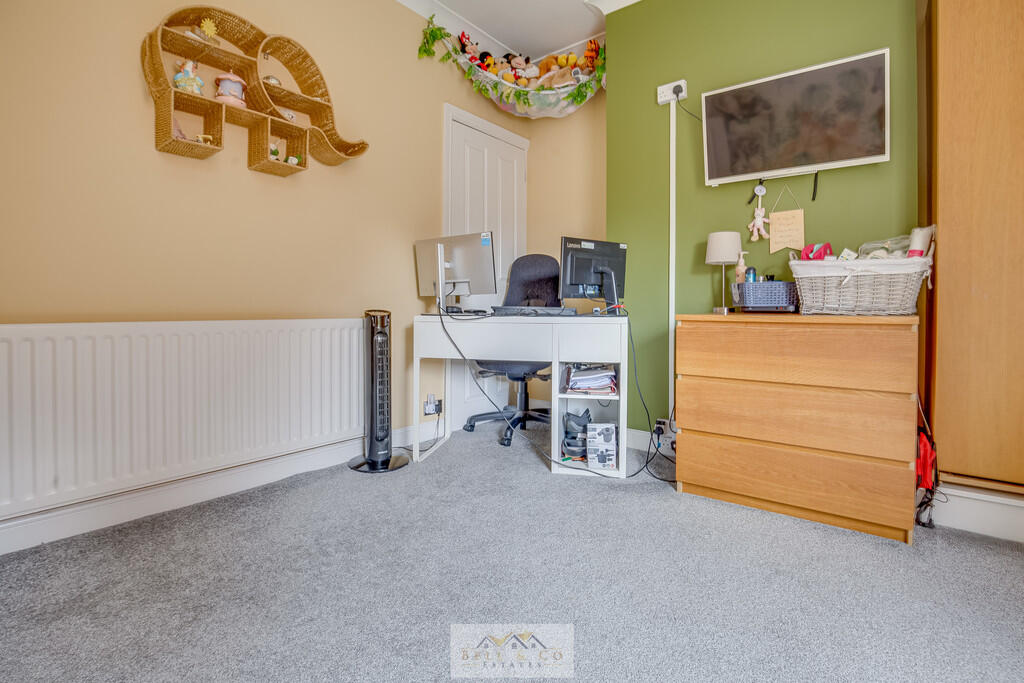 Bedroom 2.2