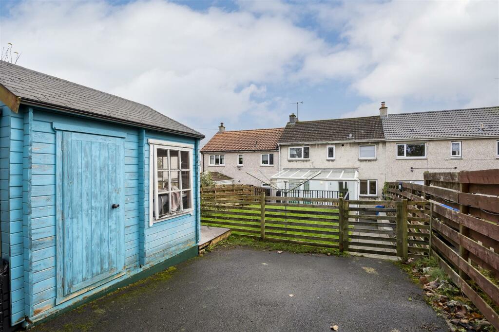 38_CRAIGENBAY_RD_LENZIE_004.JPG